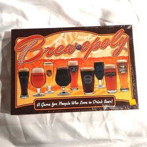 NIB Brew-Opoly Board Game Beer Drinker Microbrewery Game Night Monopoly Alcohol